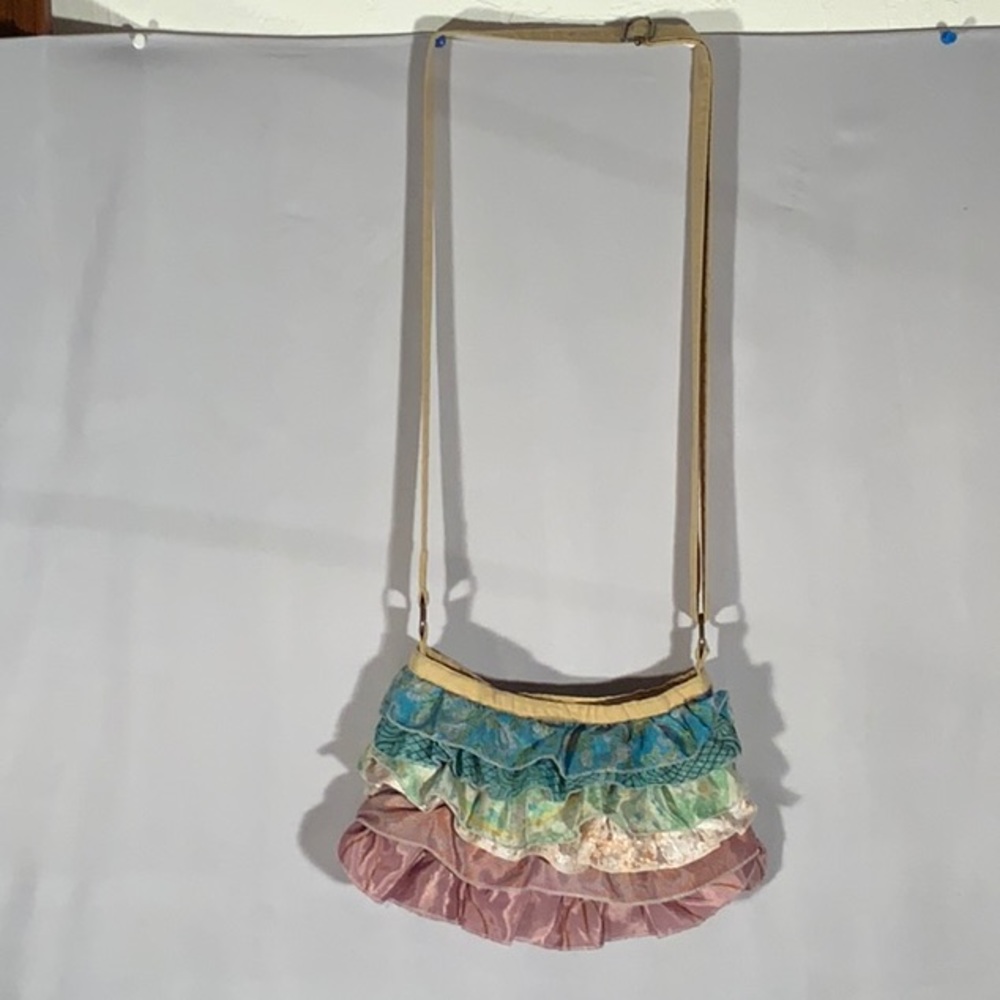 2X💥HOST PICK💥 Vintage Silk Purse